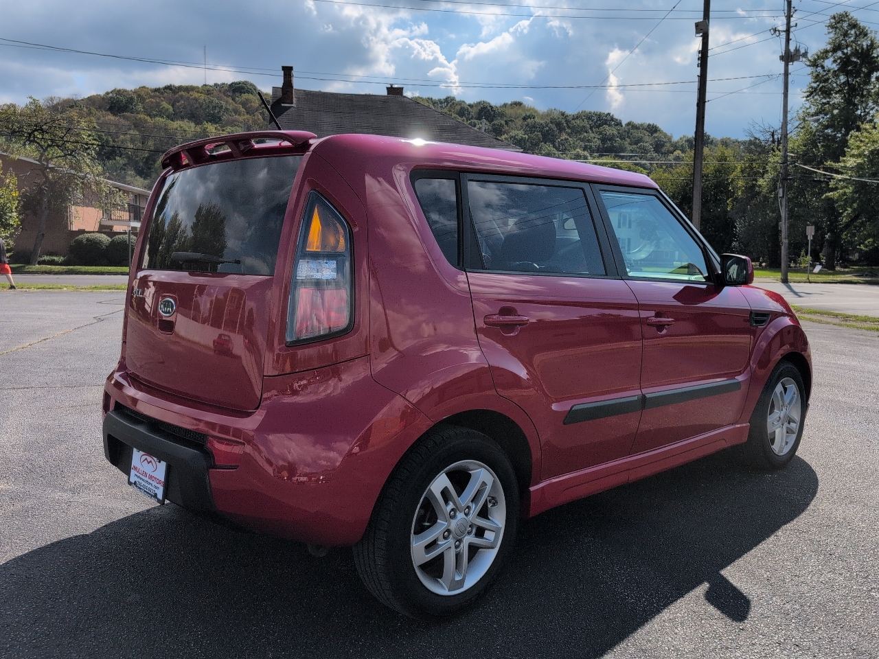 2011 Kia Soul photo 2