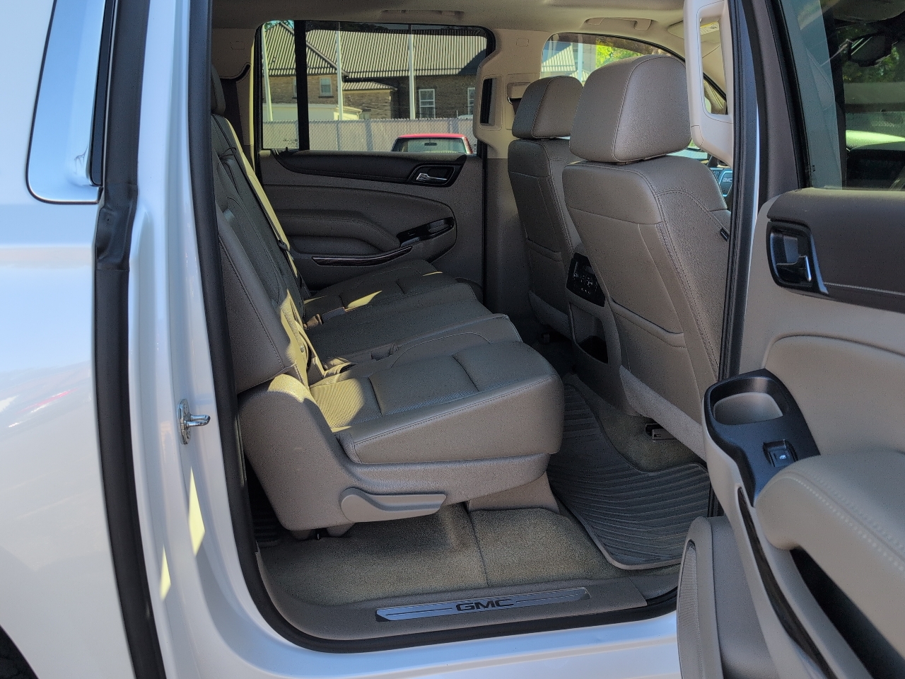 2017 Gmc Yukon XL SLT photo 8