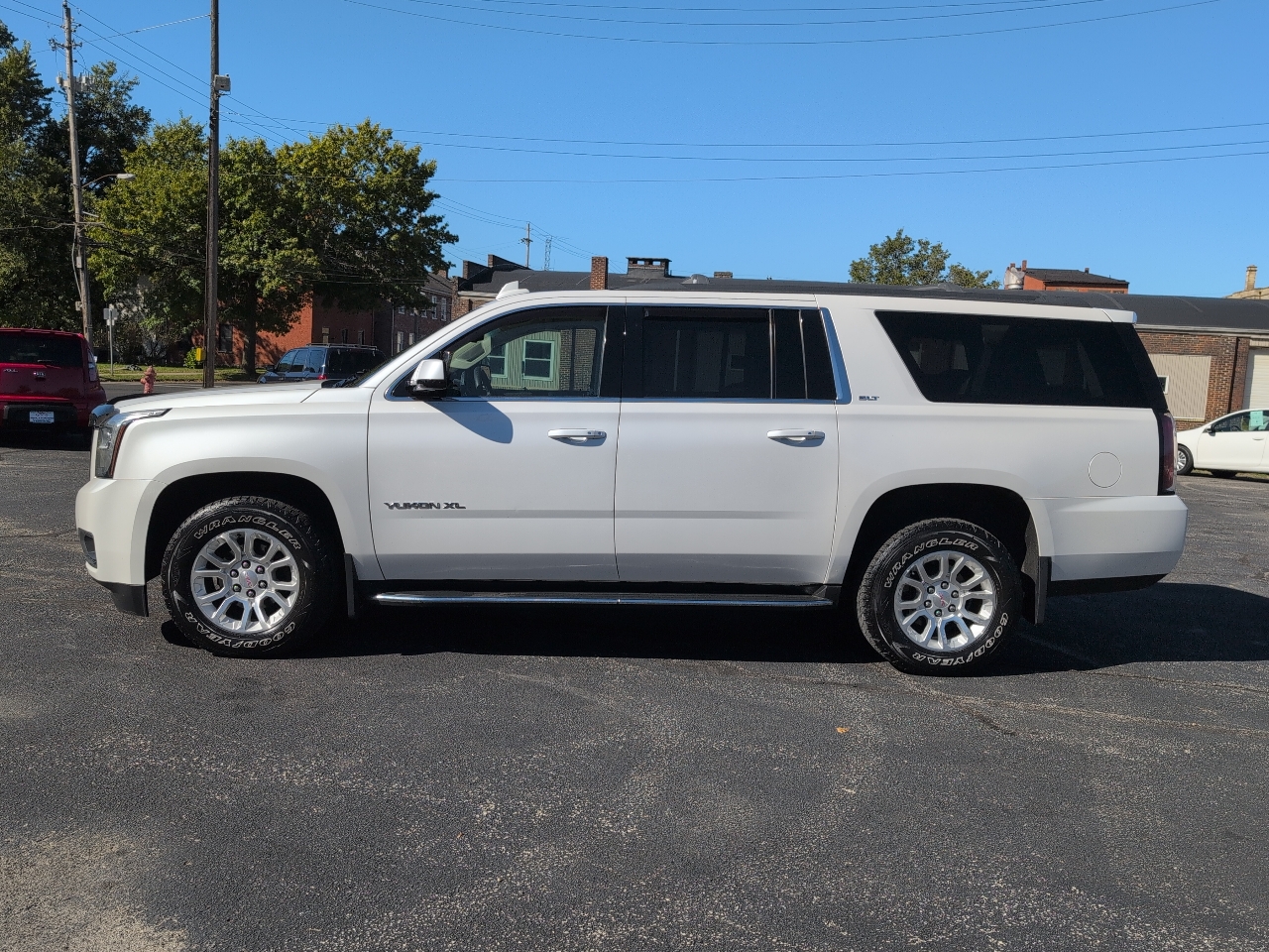 2017 Gmc Yukon XL SLT photo 28