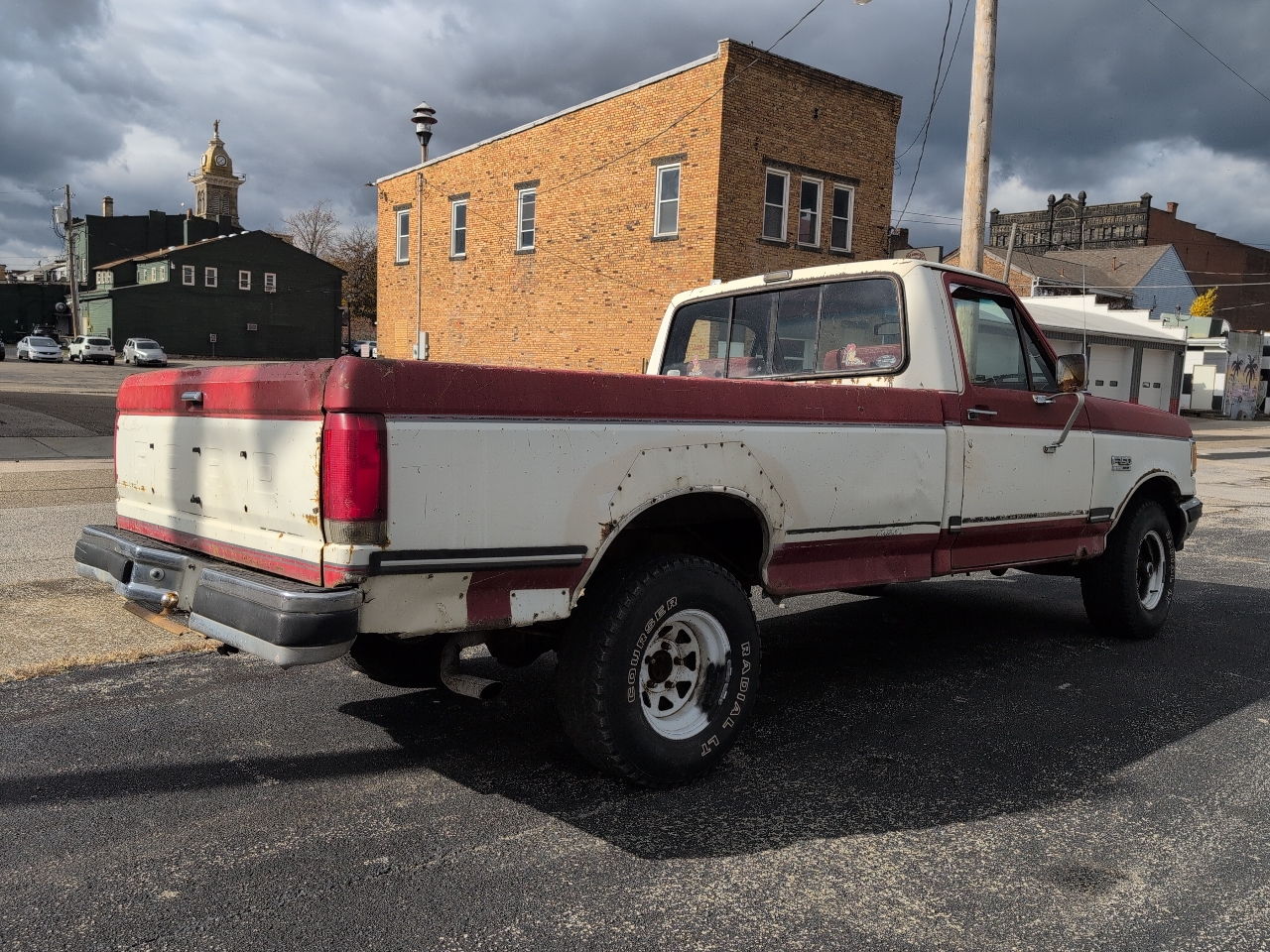 Ford F-150 Lariat Reg. Cab Long Bed 4WD 1989 Ford F-150 Lariat Reg. Cab Long Bed 4WD 1989