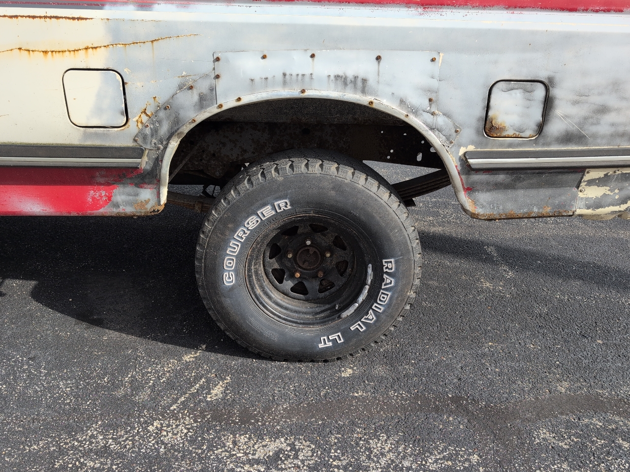 Ford F-150 Lariat Reg. Cab Long Bed 4WD 1989 Ford F-150 Lariat Reg. Cab Long Bed 4WD 1989