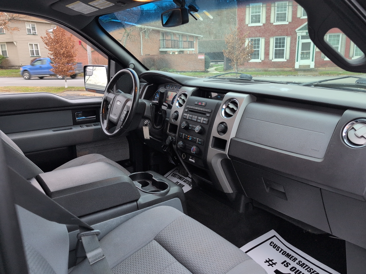 Ford F-150 SuperCrew 4WD 2012