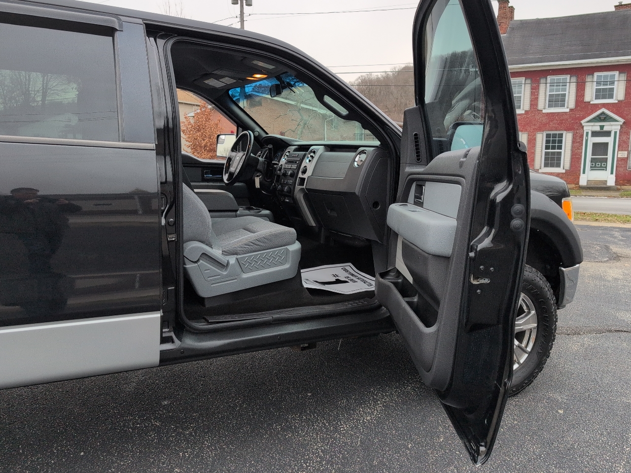 Ford F-150 SuperCrew 4WD 2012