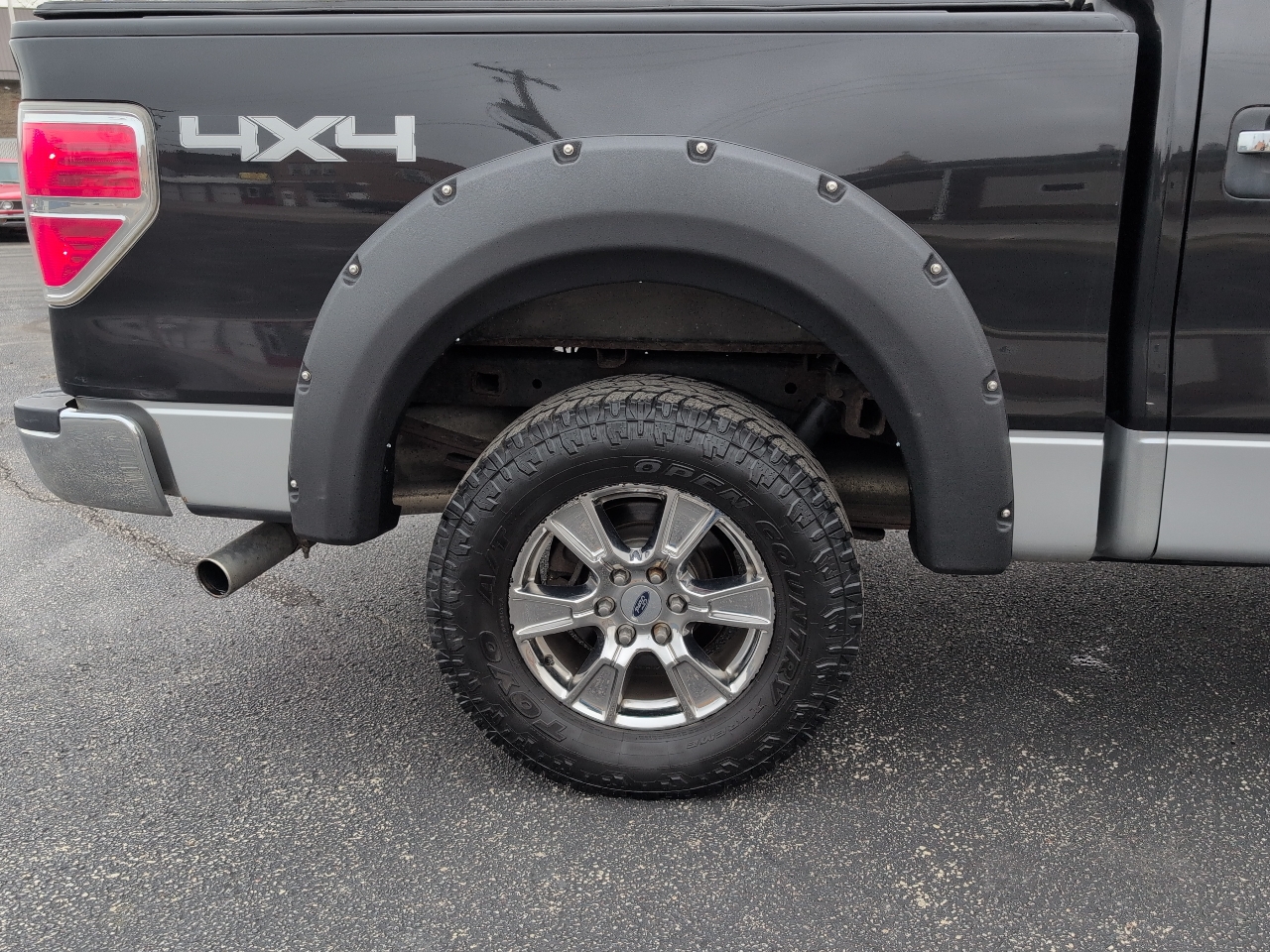 Ford F-150 SuperCrew 4WD 2012