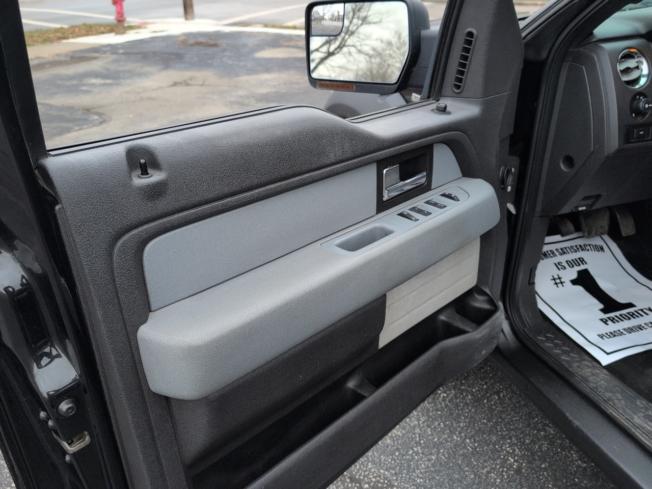 Ford F-150 SuperCrew 4WD 2012