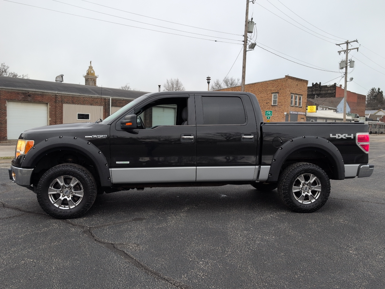 Ford F-150 SuperCrew 4WD 2012