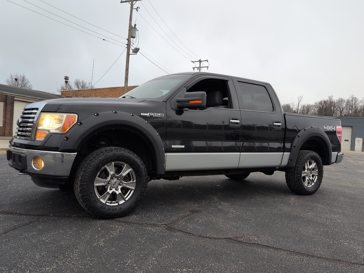 Ford F-150 SuperCrew 4WD 2012