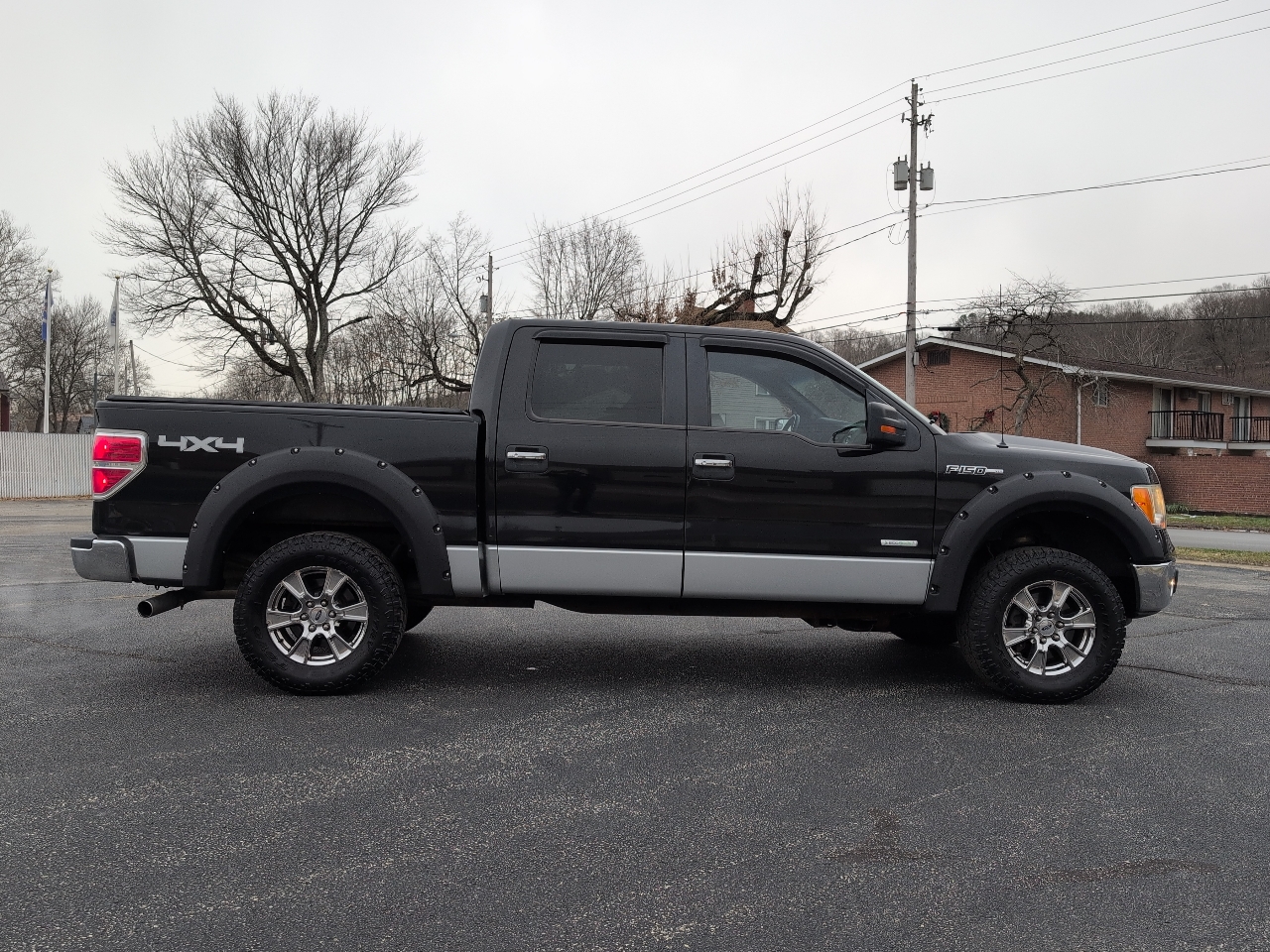 Ford F-150 SuperCrew 4WD 2012