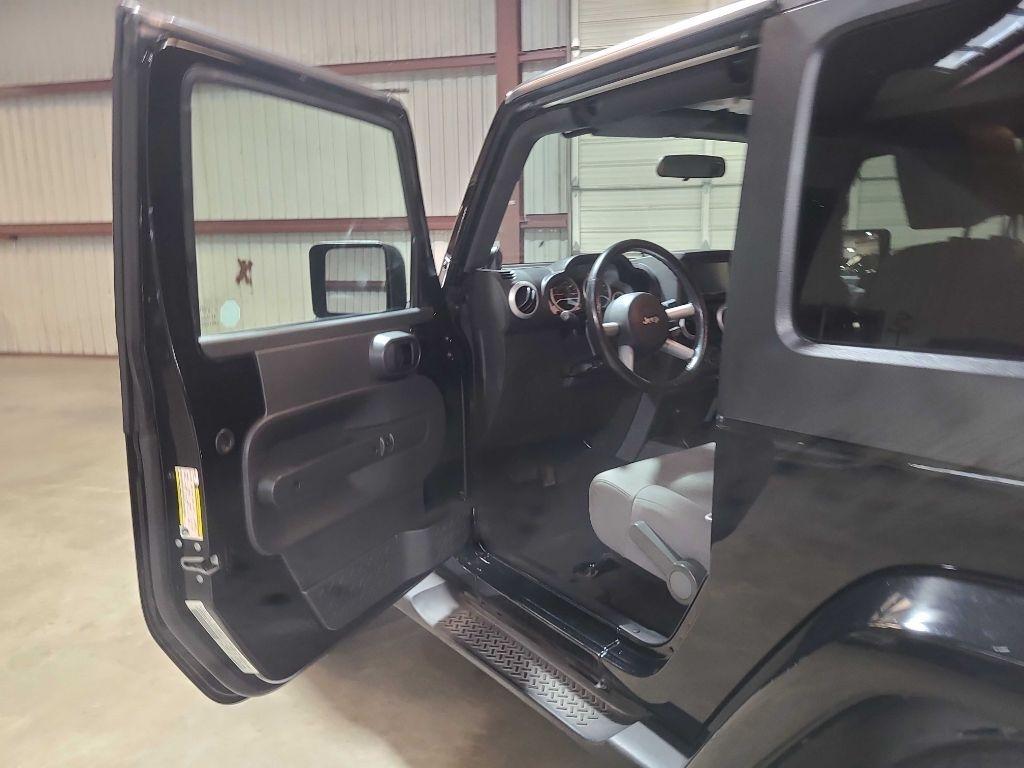 Jeep Wrangler 4WD 2dr Sahara 2008