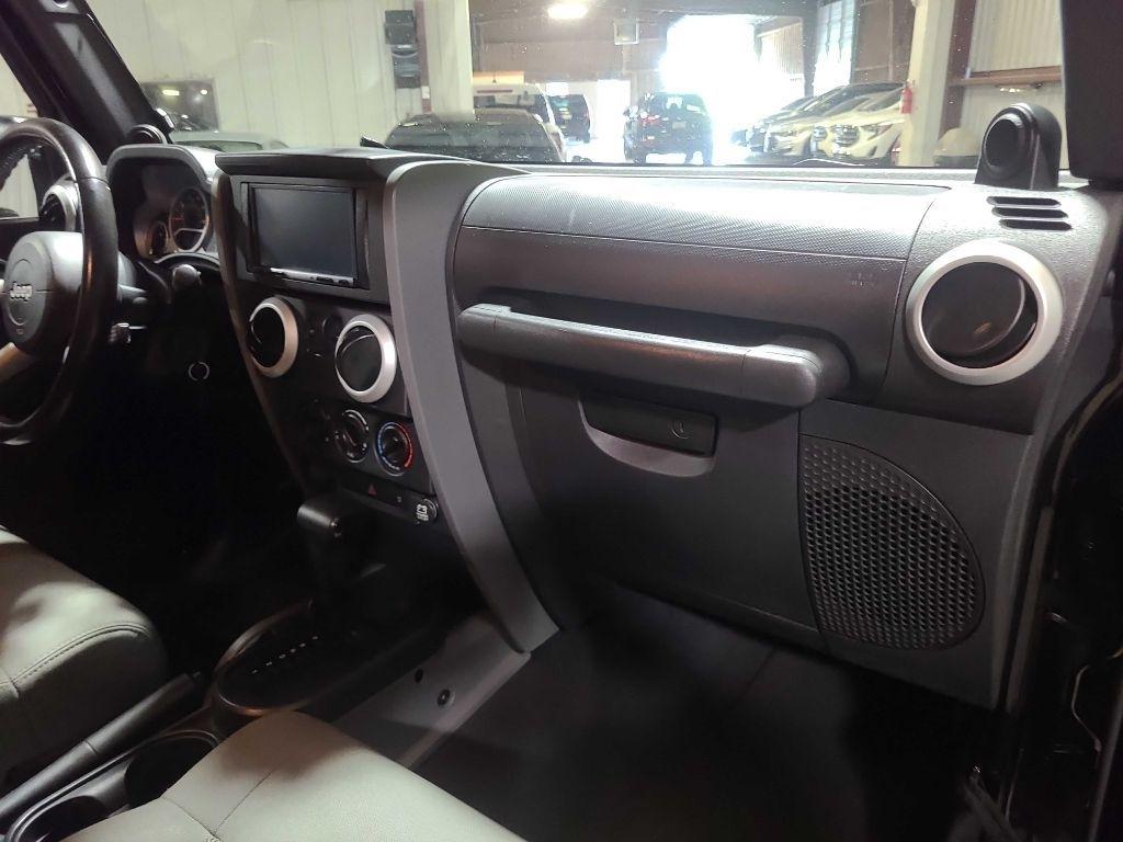 Jeep Wrangler 4WD 2dr Sahara 2008