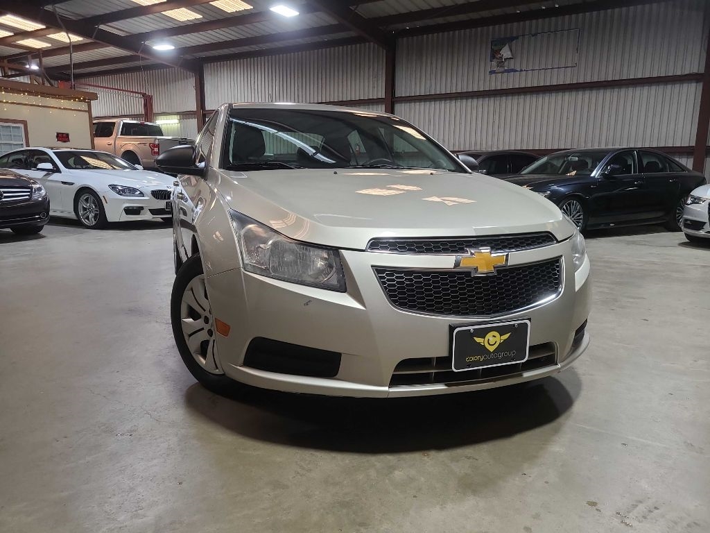 2014 Chevrolet Cruze 4dr Sdn Man LS