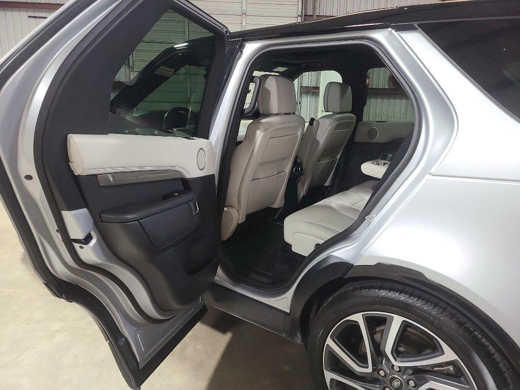 Land Rover Discovery HSE Luxury V6 Supercharged 2020