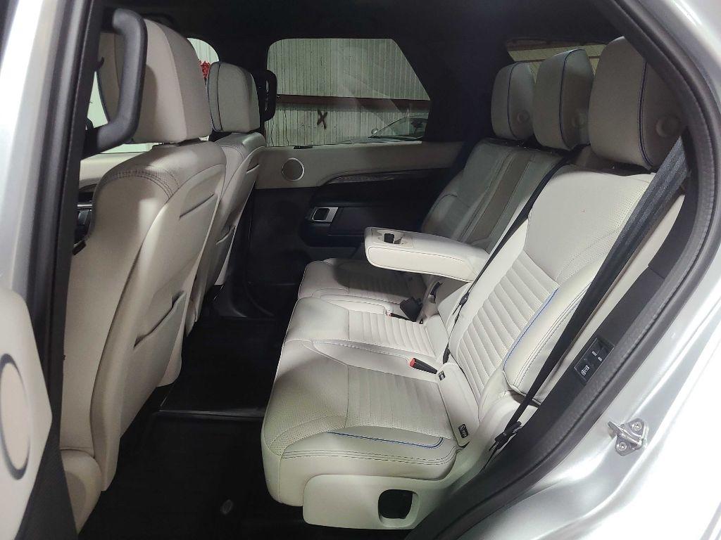 Land Rover Discovery HSE Luxury V6 Supercharged 2020