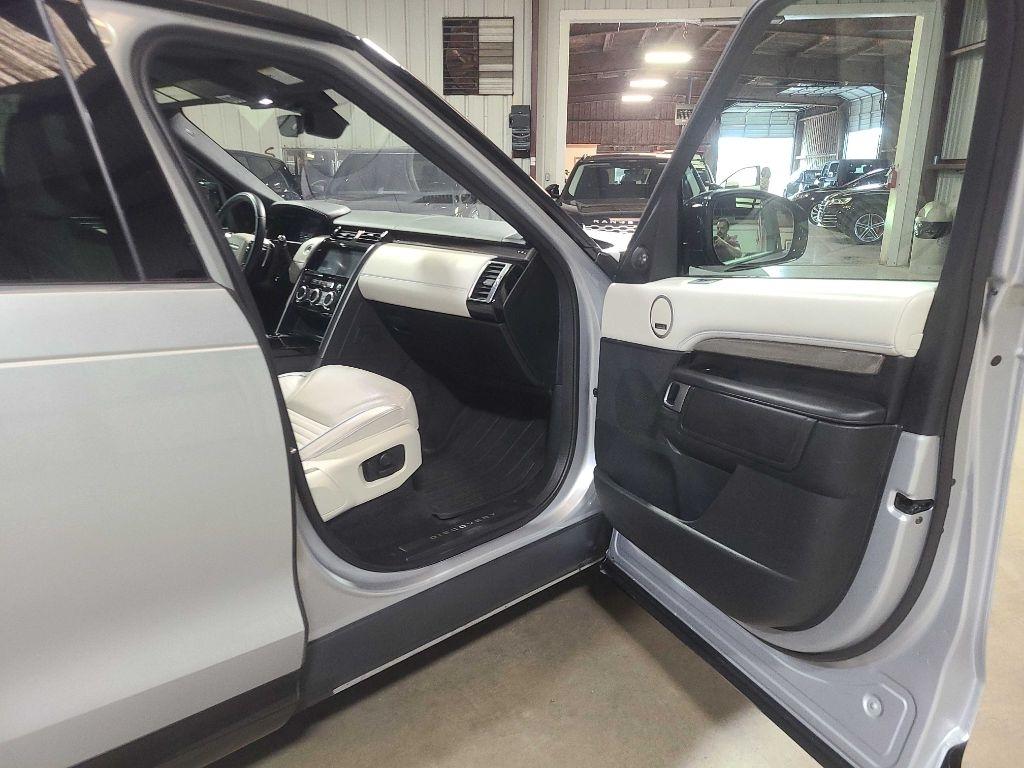 Land Rover Discovery HSE Luxury V6 Supercharged 2020