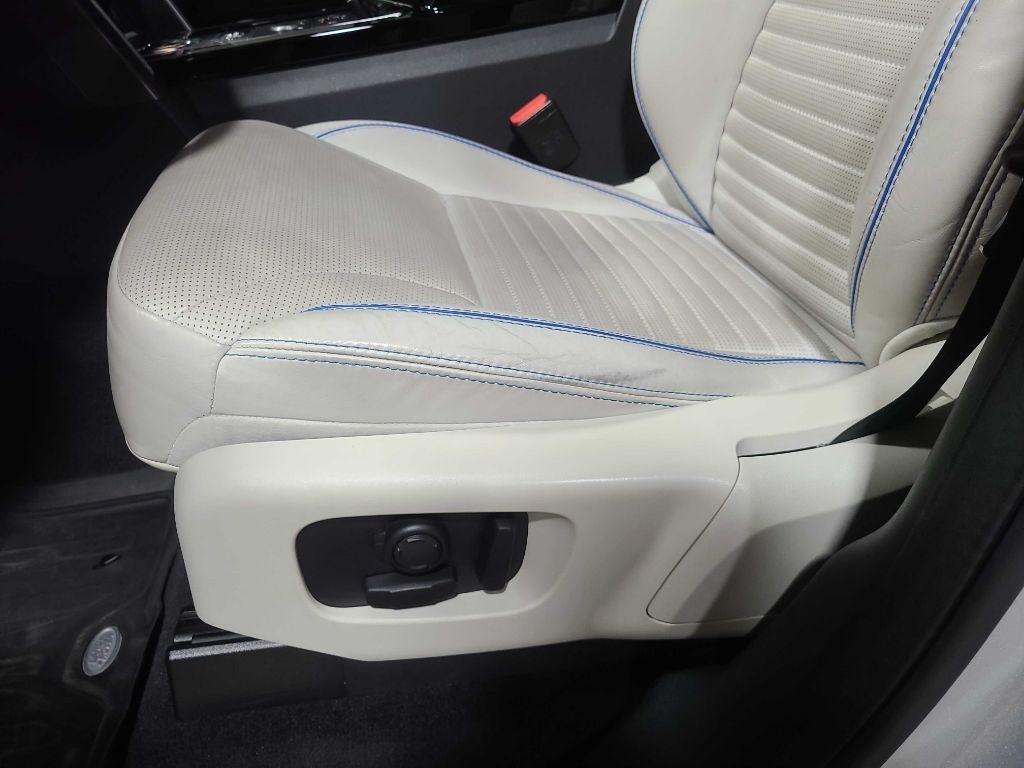 Land Rover Discovery HSE Luxury V6 Supercharged 2020