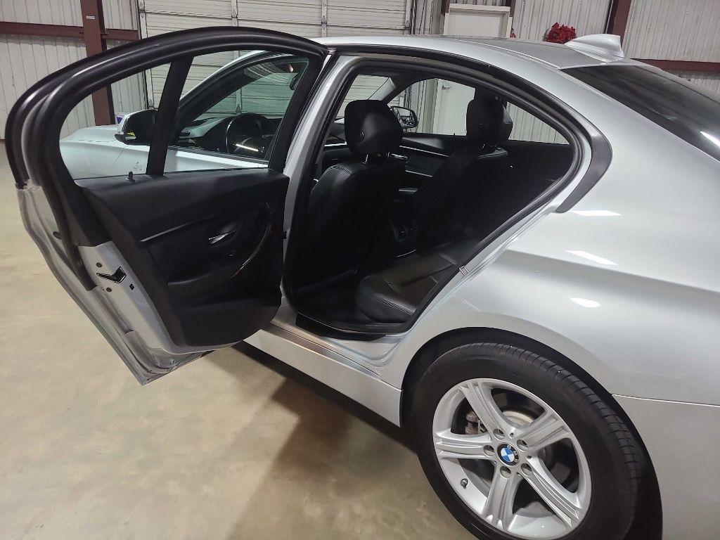 BMW 3 Series 4dr Sdn 320i xDrive AWD South Africa 2015