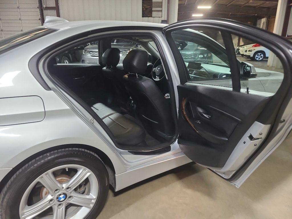 BMW 3 Series 4dr Sdn 320i xDrive AWD South Africa 2015