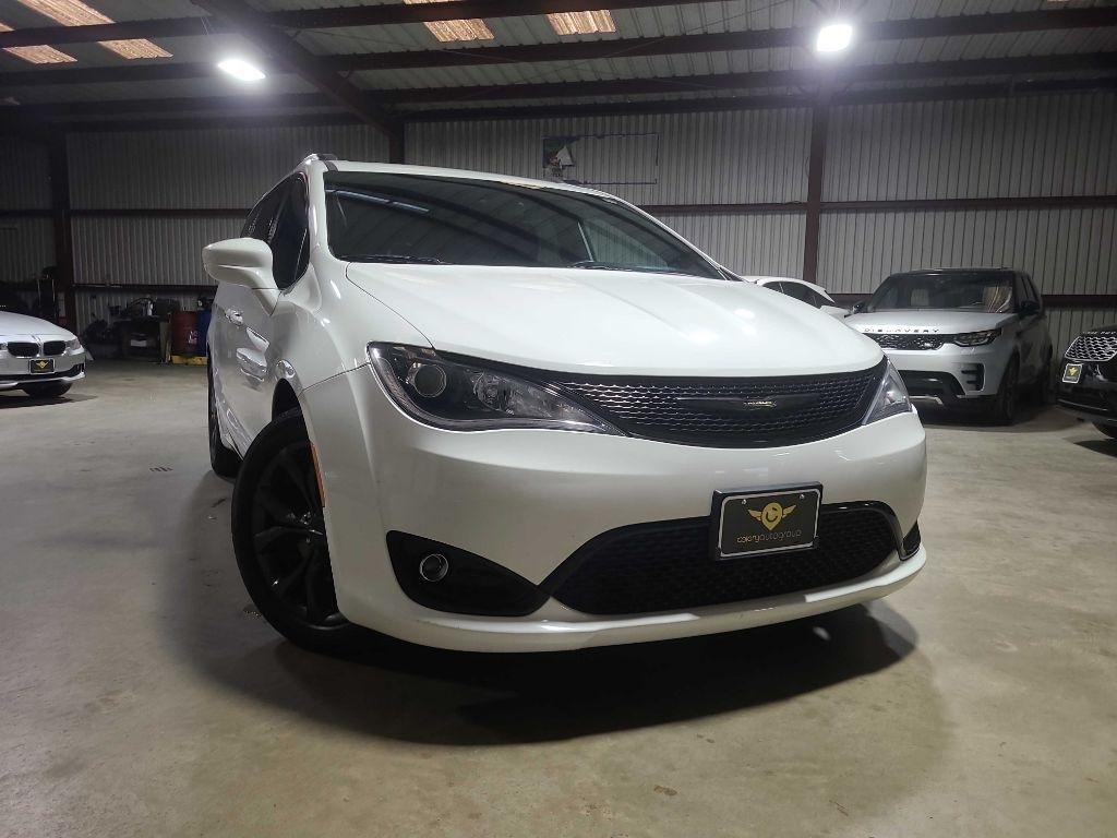 Chrysler Pacifica Touring L FWD 2018