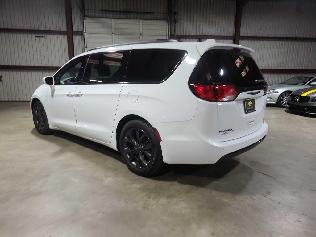 Chrysler Pacifica Touring L FWD 2018