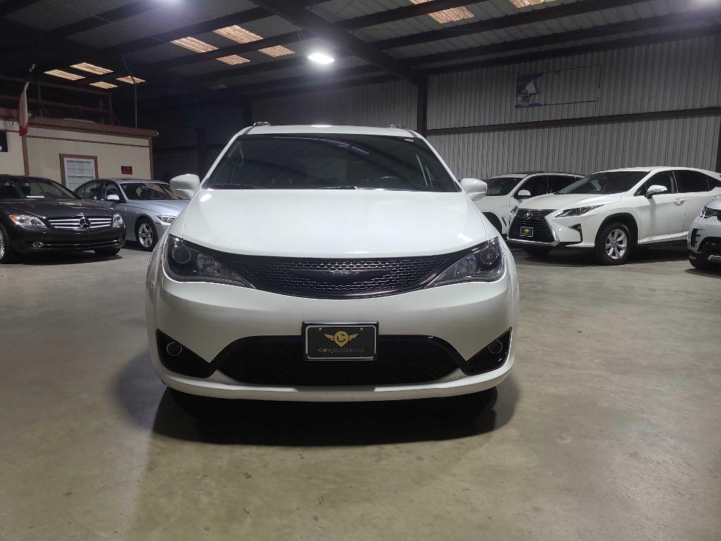 Chrysler Pacifica Touring L FWD 2018