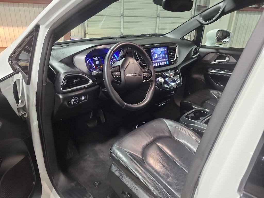 Chrysler Pacifica Touring L FWD 2018