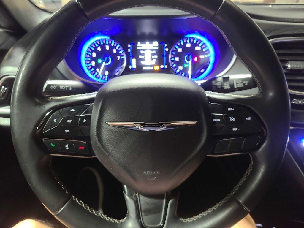 Chrysler Pacifica Touring L FWD 2018