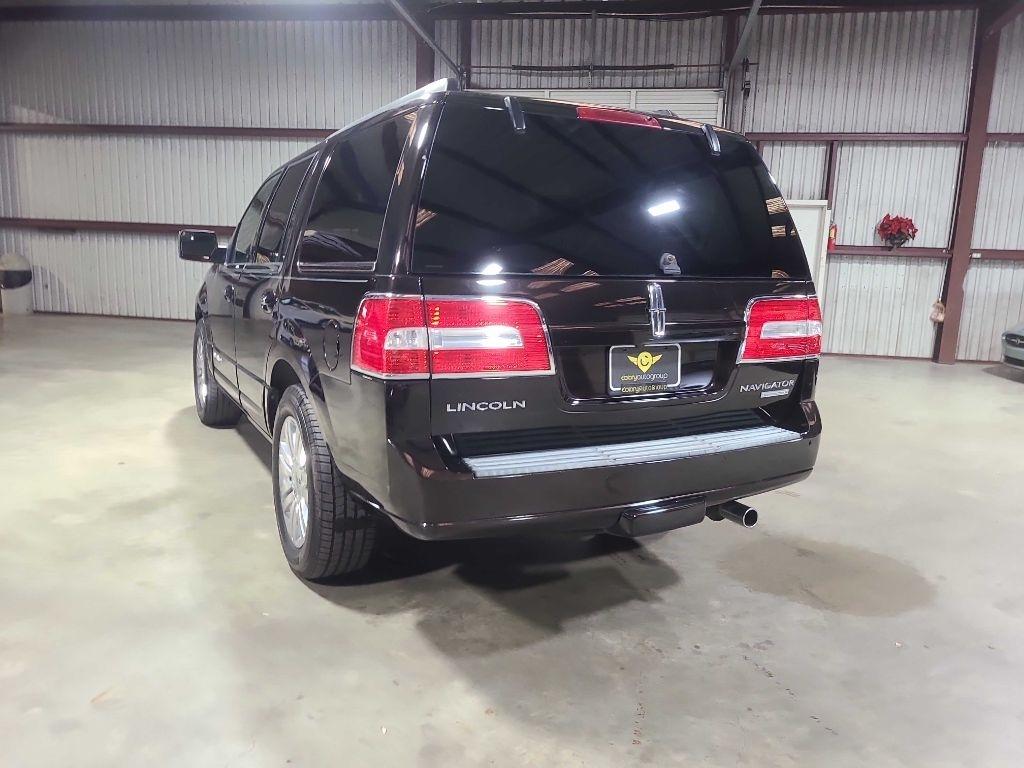 Lincoln Navigator 2WD 4dr 2013