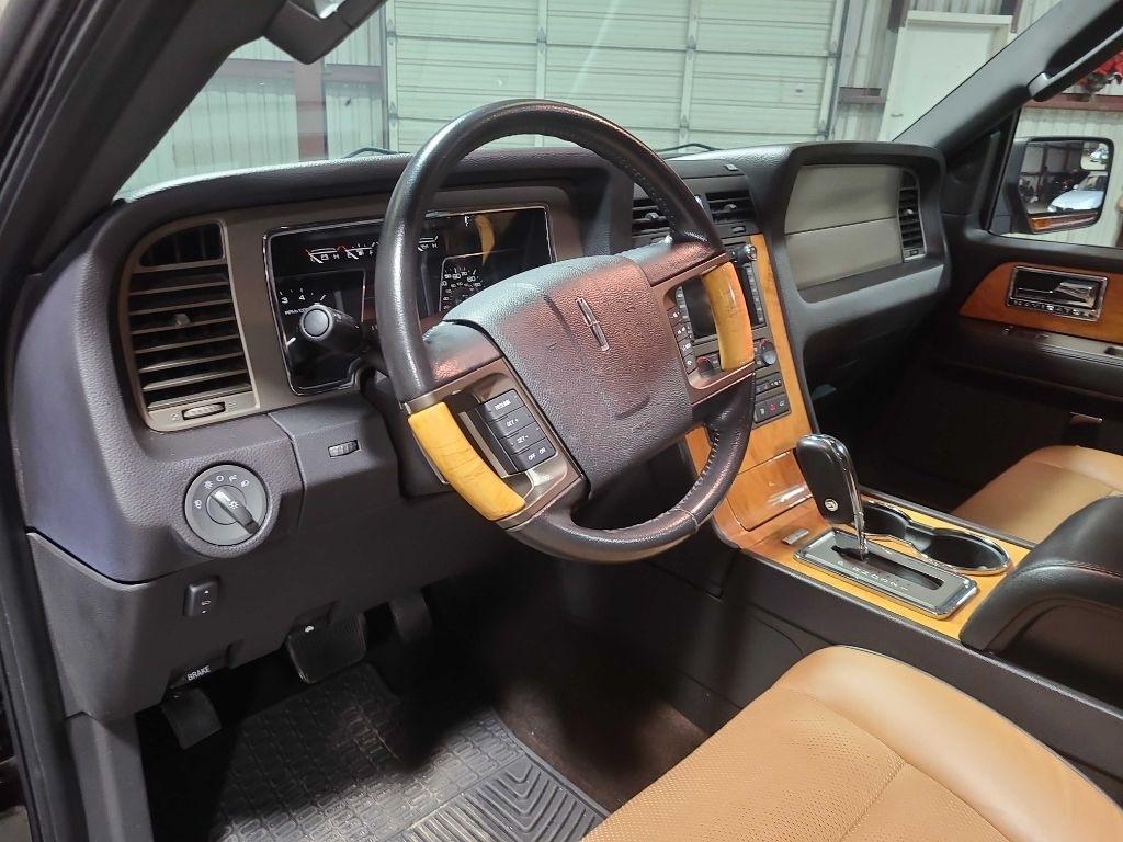 Lincoln Navigator 2WD 4dr 2013