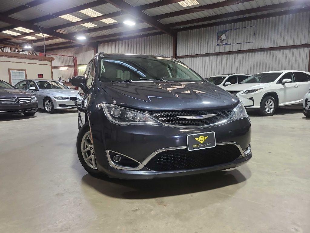 Chrysler Pacifica Touring L FWD 2020