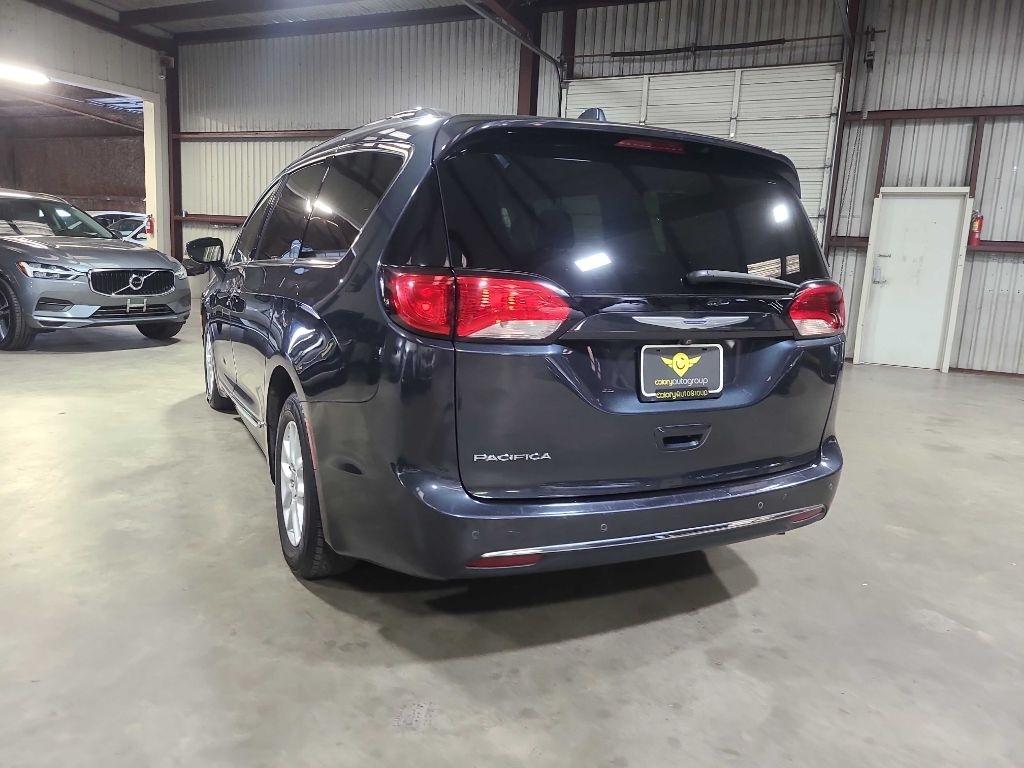 Chrysler Pacifica Touring L FWD 2020