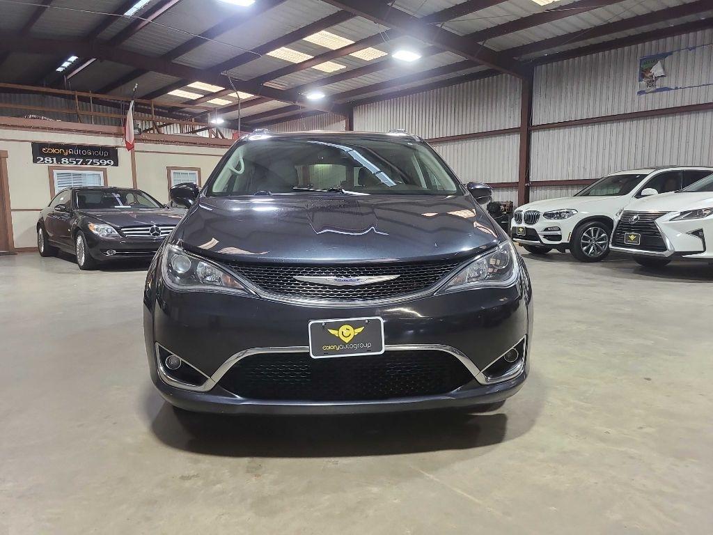 Chrysler Pacifica Touring L FWD 2020