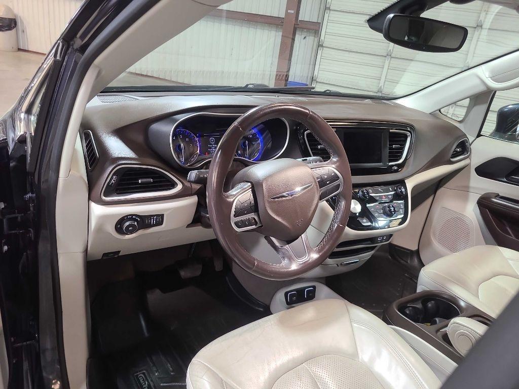 Chrysler Pacifica Touring L FWD 2020