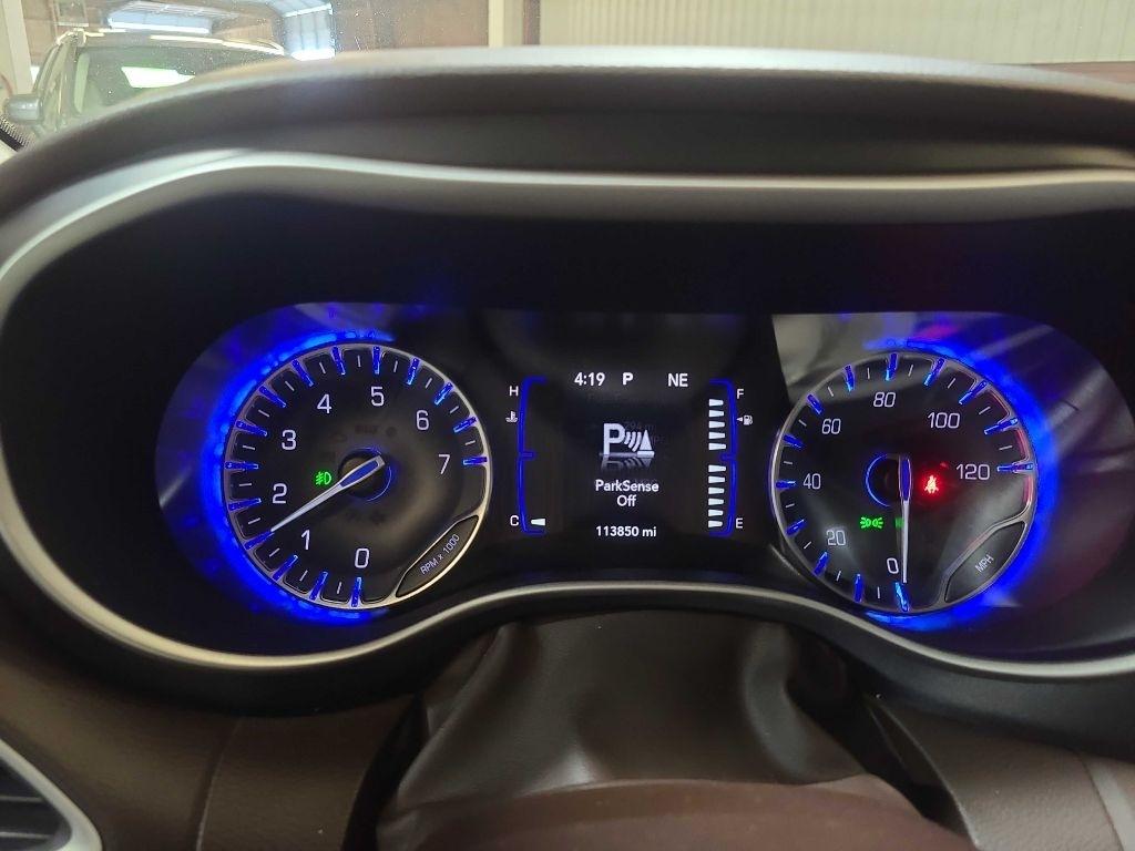 Chrysler Pacifica Touring L FWD 2020