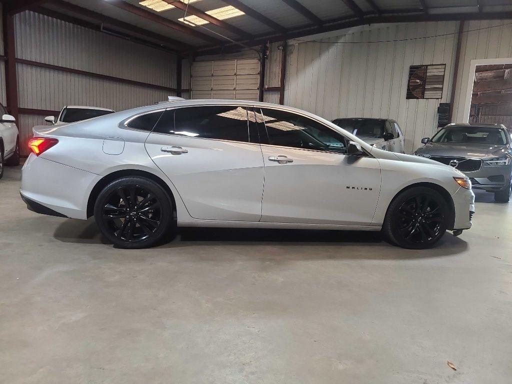 Chevrolet Malibu 4dr Sdn LT 2022