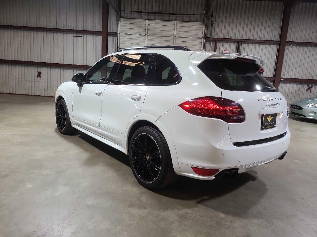 Porsche Cayenne AWD 4dr GTS 2014