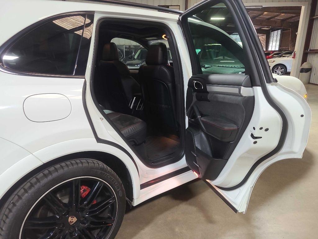 Porsche Cayenne AWD 4dr GTS 2014