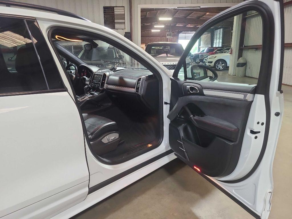 Porsche Cayenne AWD 4dr GTS 2014