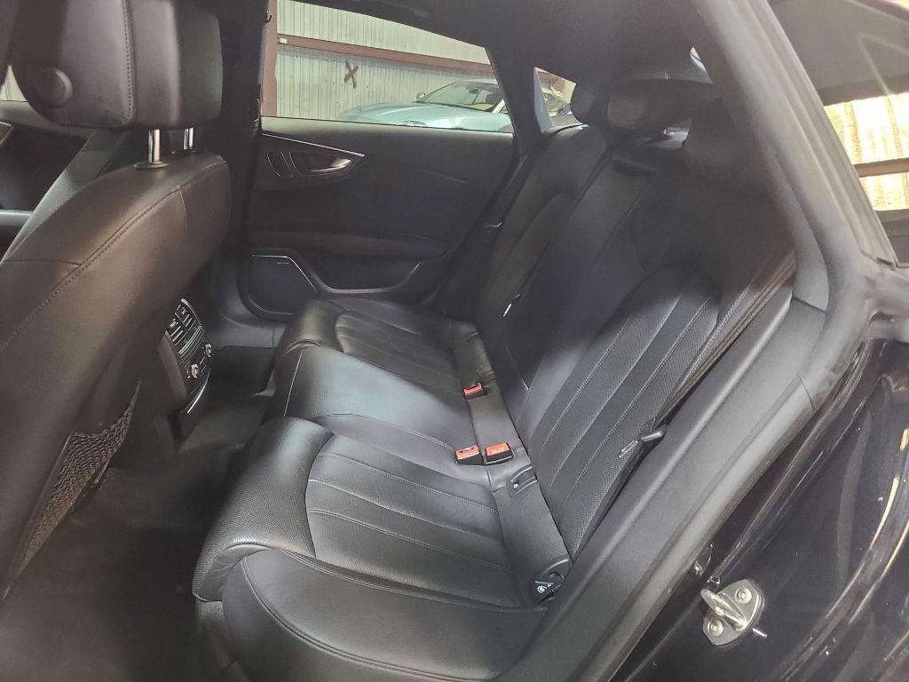 Audi A7 4dr HB quattro 3.0 Prestige 2013