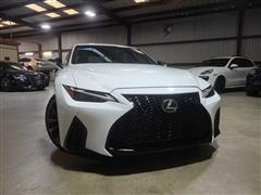 2021 Lexus IS 