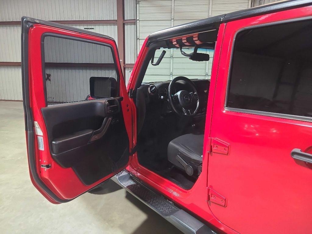 Jeep Wrangler Unlimited 4WD 4dr Sport 2016