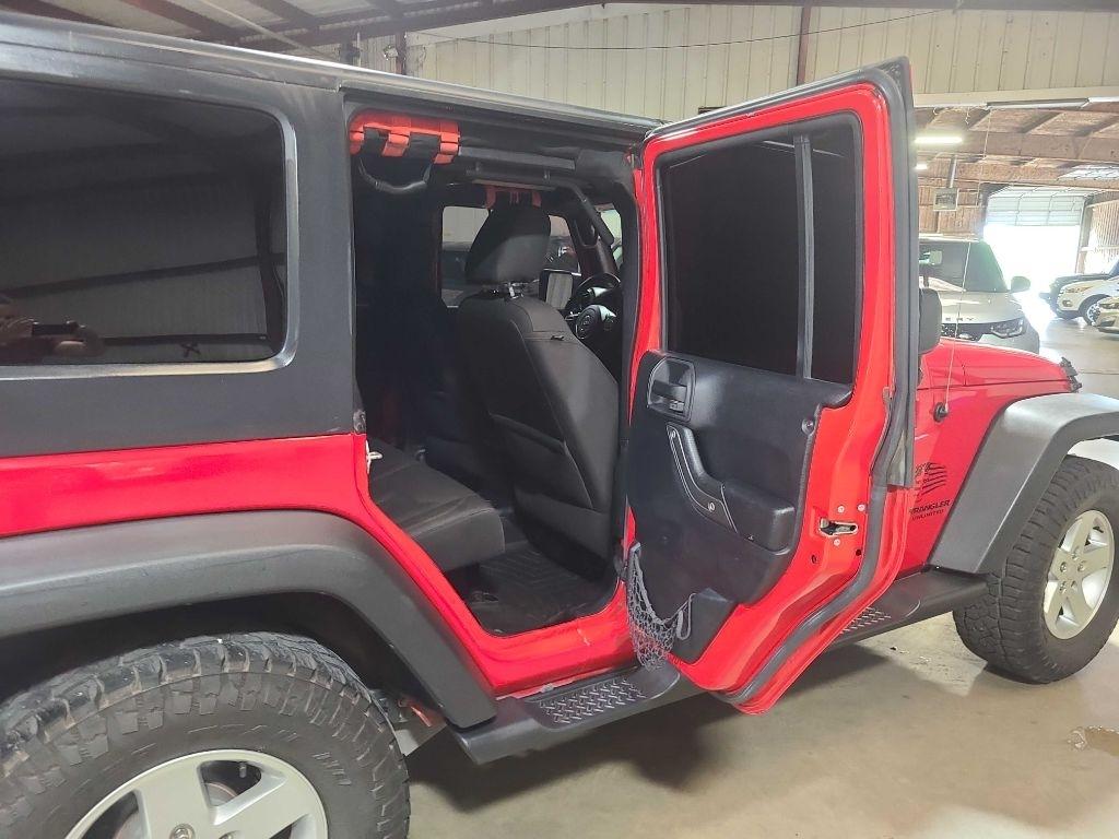 Jeep Wrangler Unlimited 4WD 4dr Sport 2016