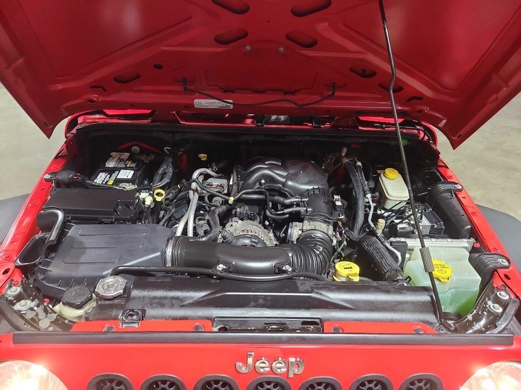 Jeep Wrangler Unlimited 4WD 4dr Sport 2016