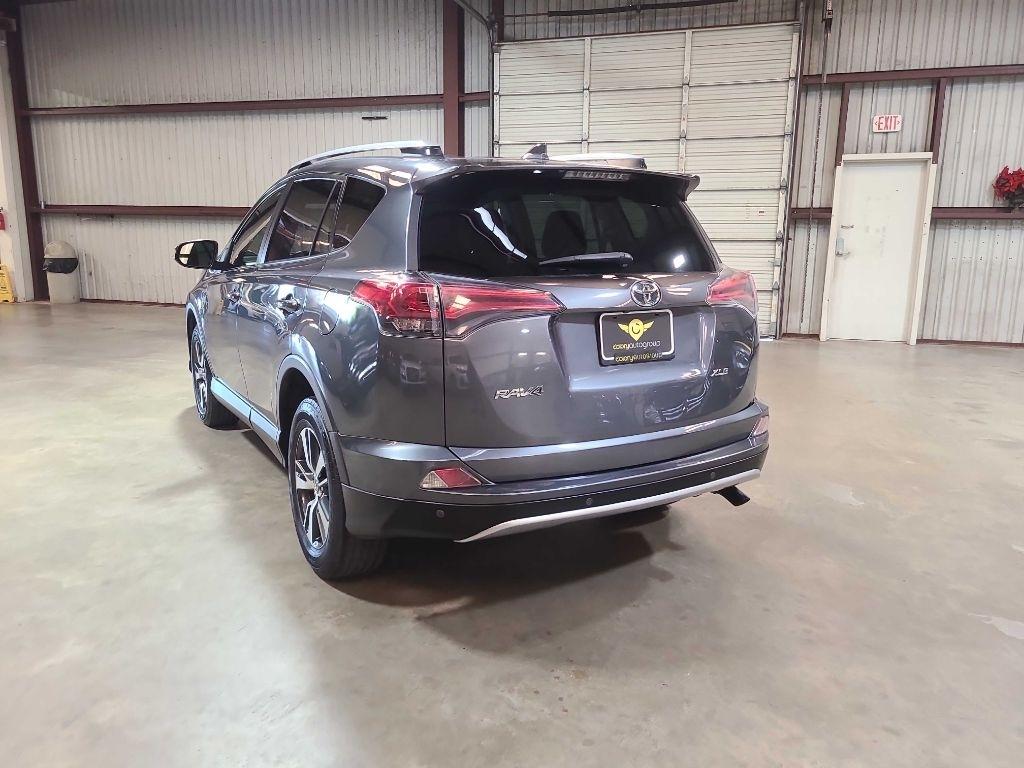 Toyota RAV4 Adventure FWD (Natl) 2018