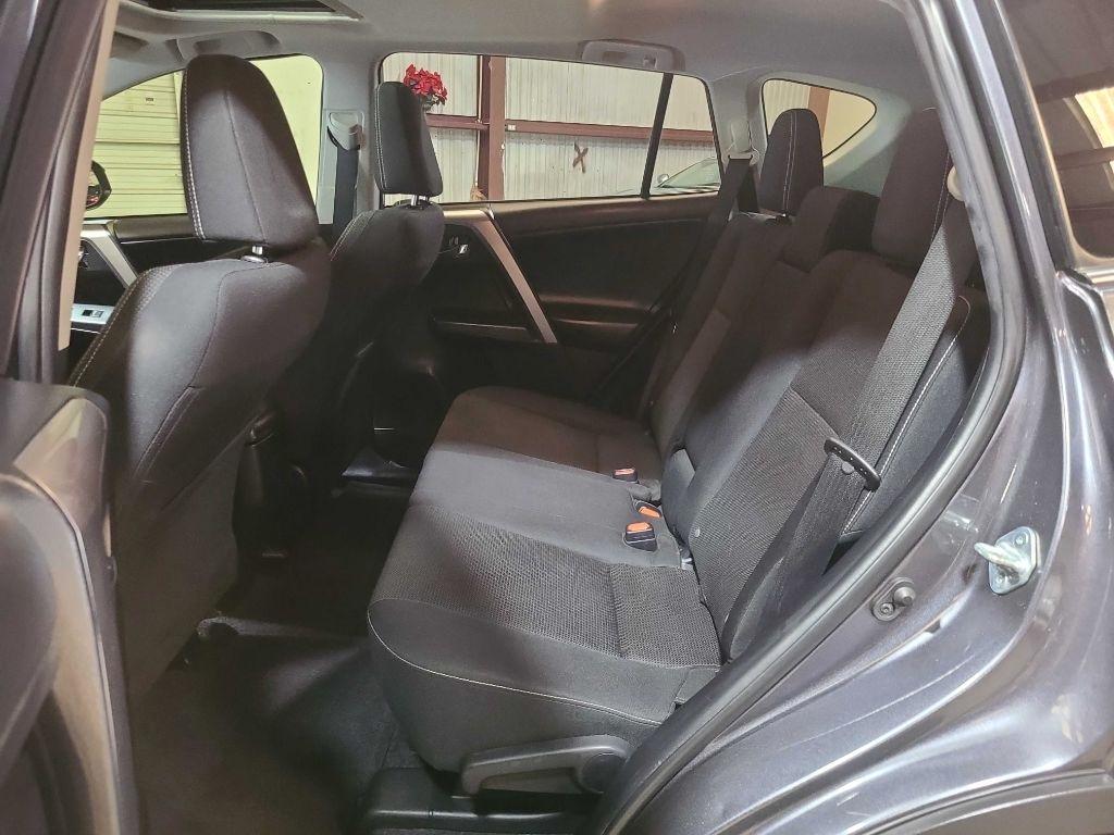 Toyota RAV4 Adventure FWD (Natl) 2018