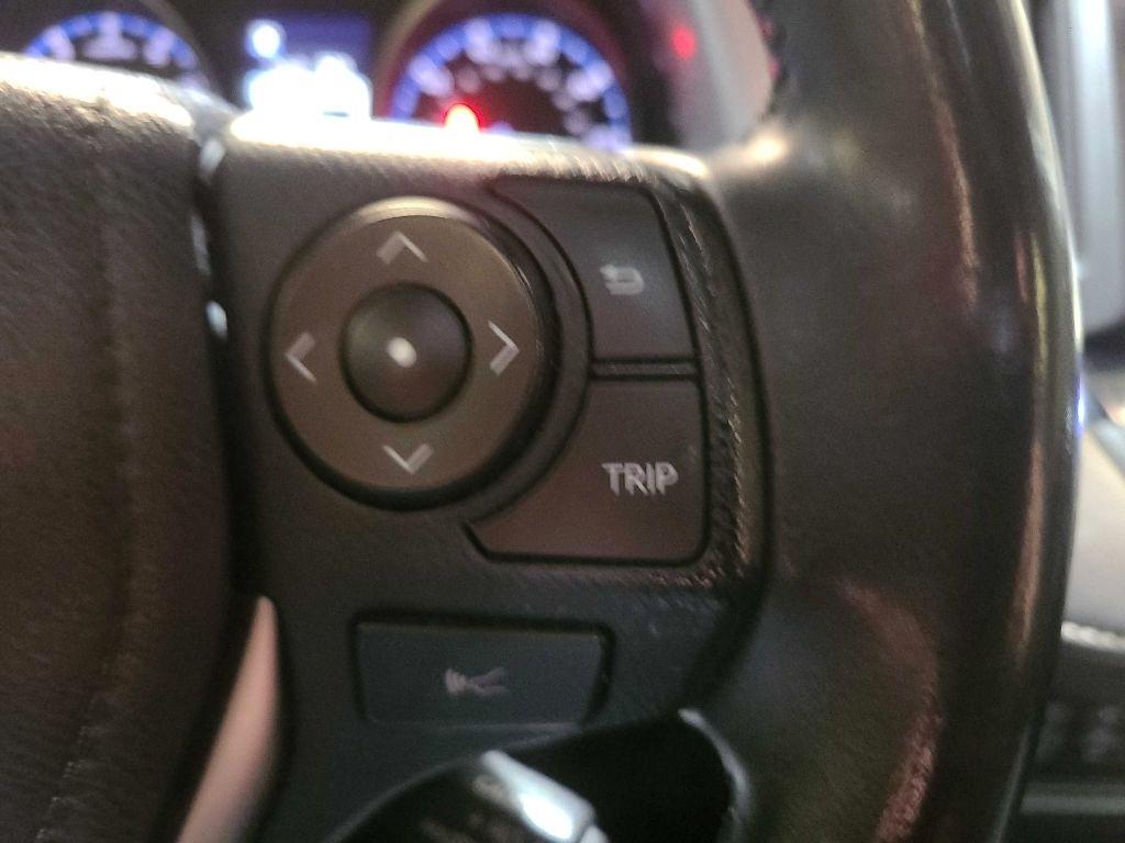 Toyota RAV4 Adventure FWD (Natl) 2018