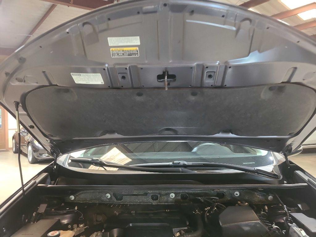 Toyota RAV4 Adventure FWD (Natl) 2018