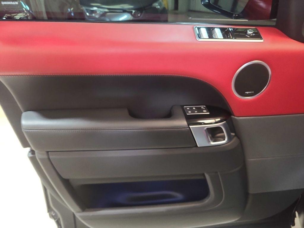 Land Rover Range Rover Sport Turbo i6 MHEV HST 2020