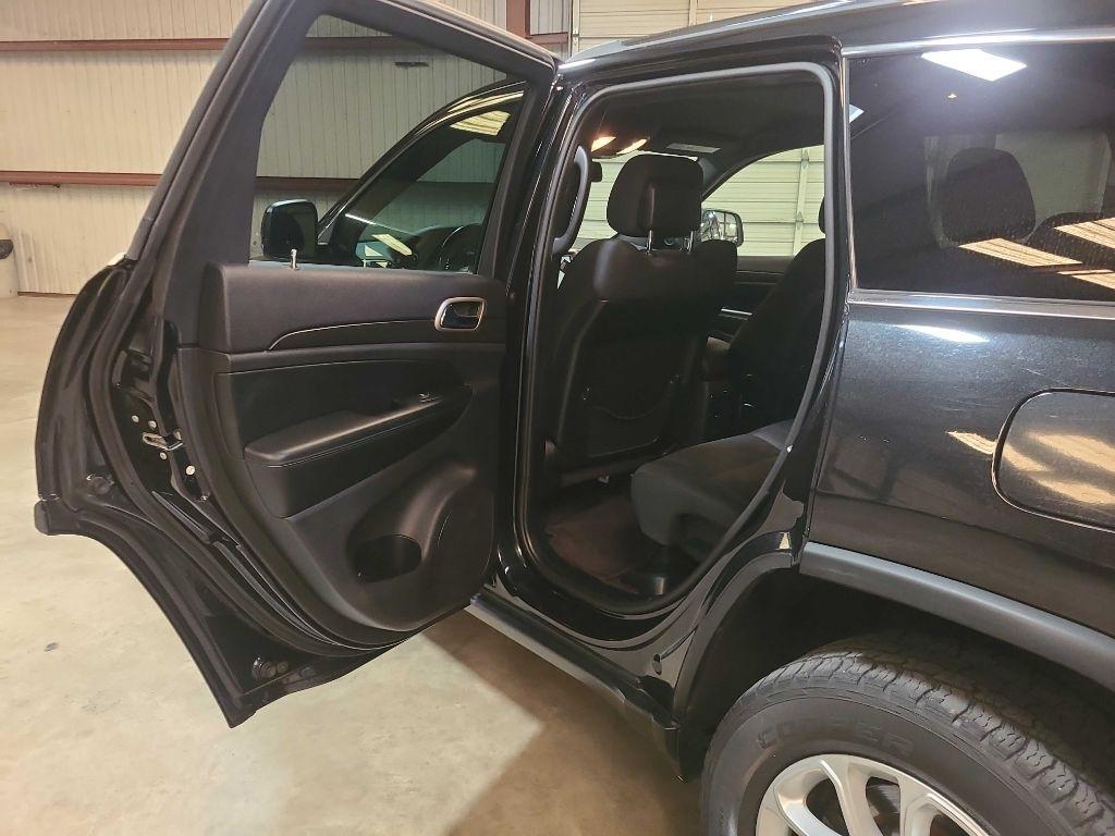 Jeep Grand Cherokee 4WD 4dr Laredo 2016