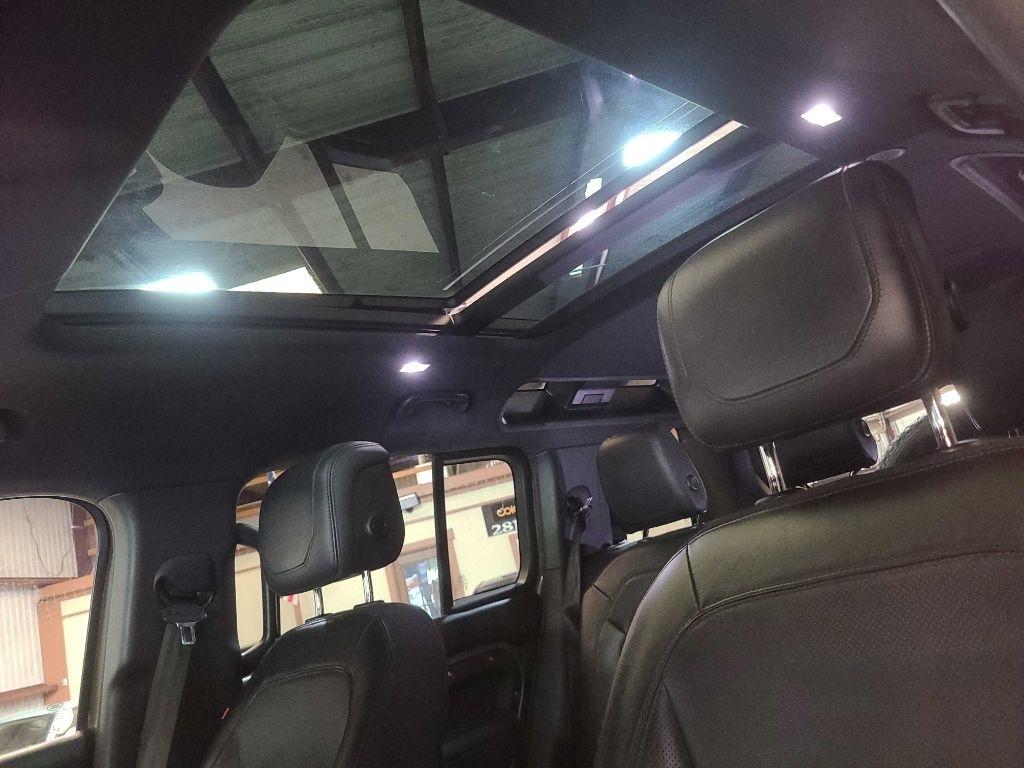 Land Rover Defender 110 X AWD 2021