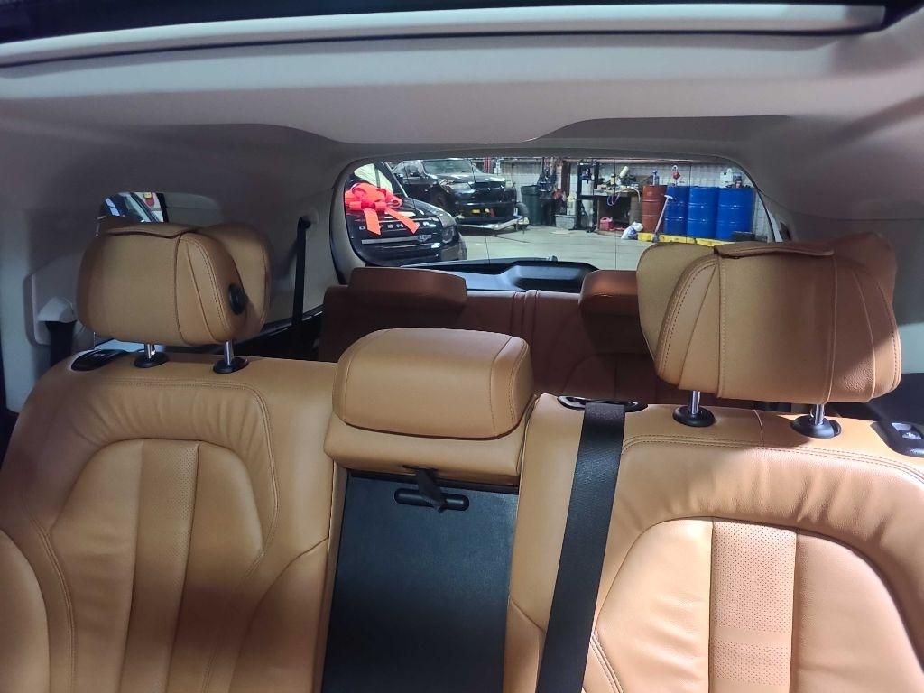 BMW X7 xDrive40i Sports Activity Vehicle 2021